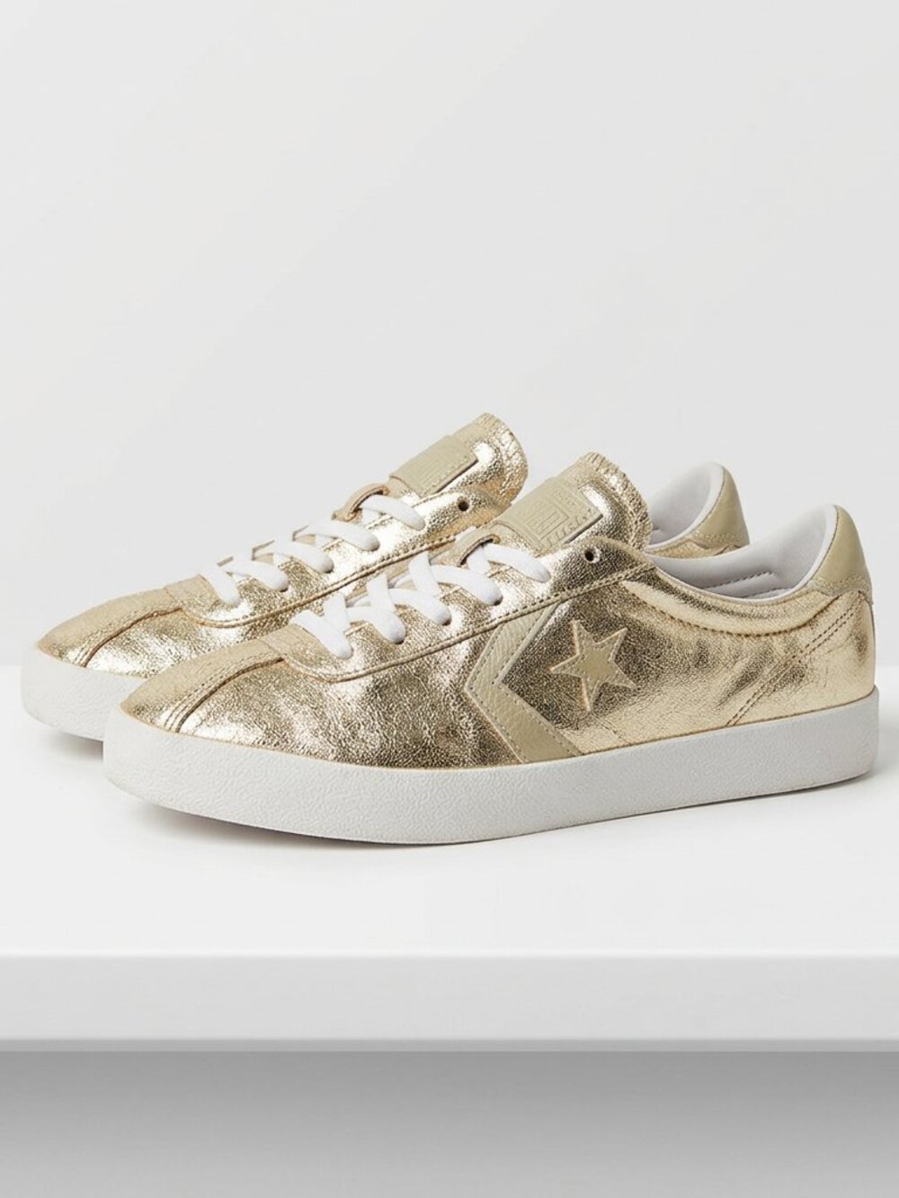 Converse Breakpoint Ox Metallic Gold Leather Low Top Sneakers - Size 8